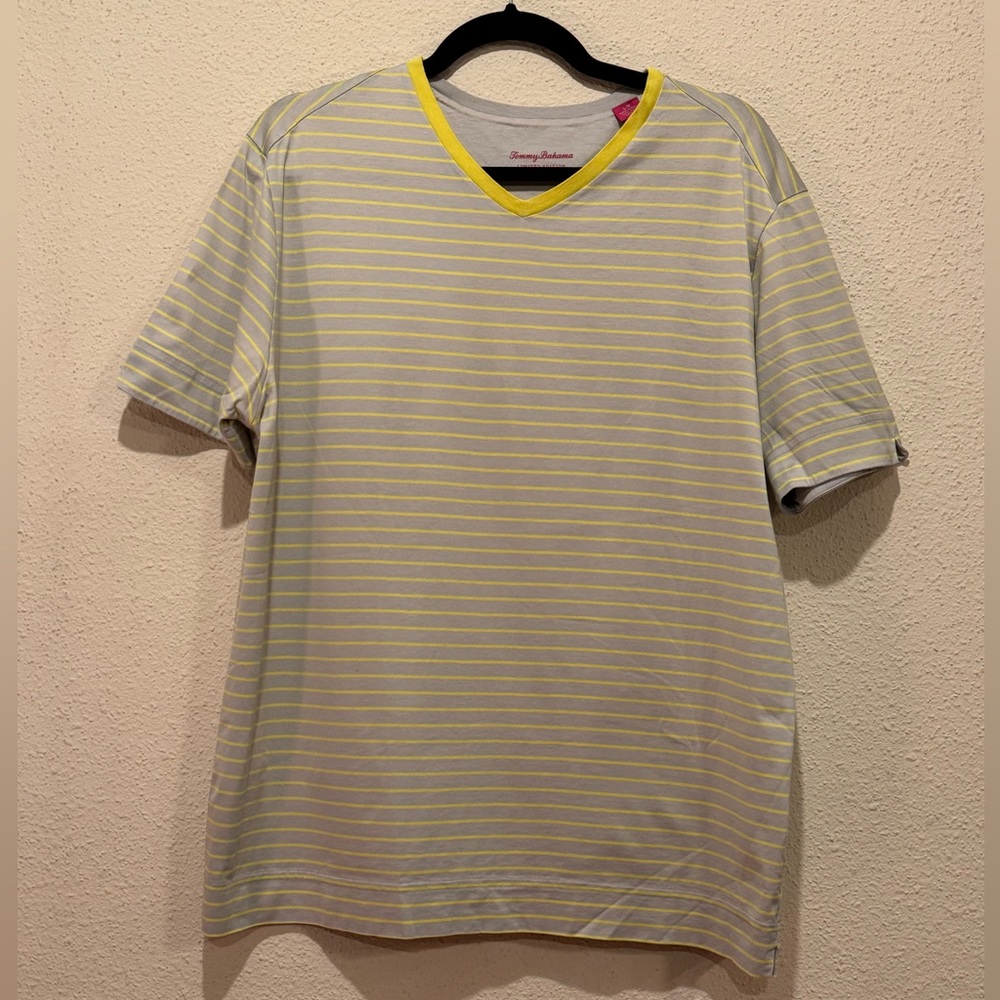 Tommy Bahama Striped V-Neck T-Shirt Men’s Large